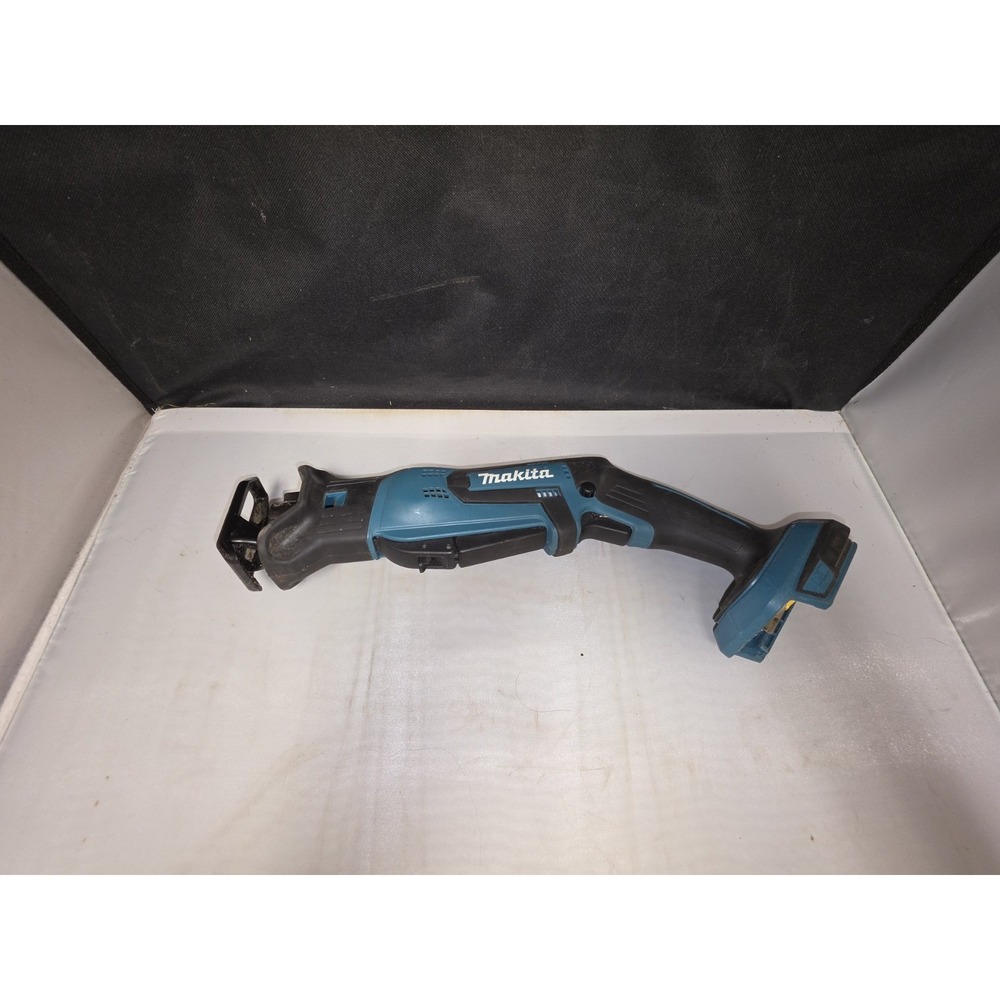 Makita XRJ01  18V Cordless Reciprocating Saw - Tool Only - FREE SHIPPING